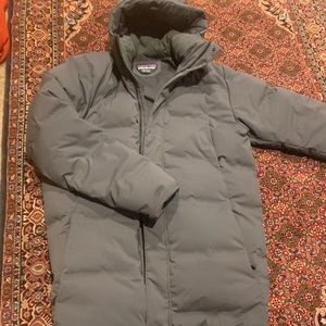 Patagonia Jackson Glacier Parka. Mens. Size Medium.